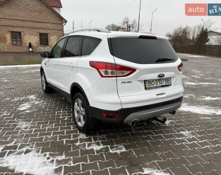 Белый Форд Куга, объемом двигателя 2 л и пробегом 218 тыс. км за 10499 $, фото 23 на Automoto.ua
