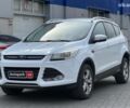 Белый Форд Куга, объемом двигателя 2 л и пробегом 221 тыс. км за 12490 $, фото 1 на Automoto.ua