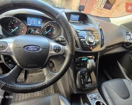 Белый Форд Куга, объемом двигателя 2 л и пробегом 175 тыс. км за 14100 $, фото 2 на Automoto.ua