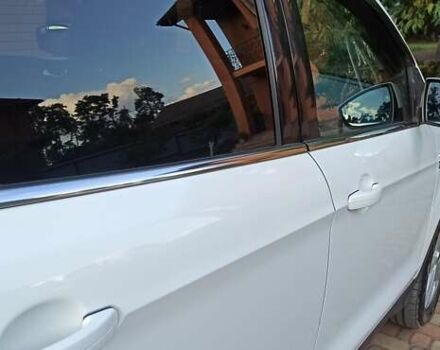 Форд Куга 2013 в Буче на Automoto.ua Белый Форд Куга, объемом двигателя 2 л и пробегом 234 тыс. км за 12000 $, фото 11 на Automoto.ua