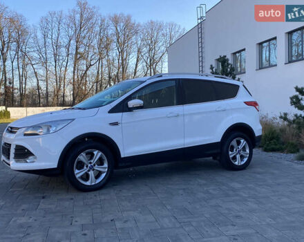 Білий Форд Куга, об'ємом двигуна 2 л та пробігом 248 тис. км за 11850 $, фото 4 на Automoto.ua