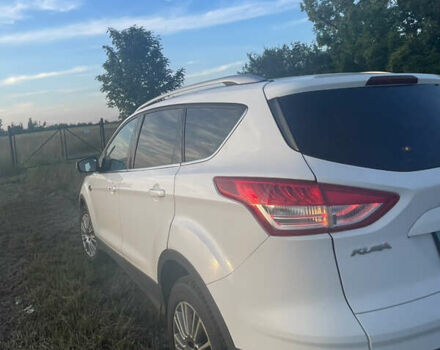 Белый Форд Куга, объемом двигателя 2 л и пробегом 205 тыс. км за 12500 $, фото 2 на Automoto.ua
