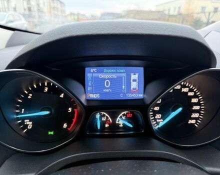 Білий Форд Куга, об'ємом двигуна 2 л та пробігом 135 тис. км за 13300 $, фото 4 на Automoto.ua