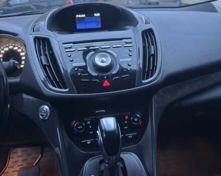 Форд Куга 2013 в Полтаве на Automoto.ua Белый Форд Куга, объемом двигателя 2 л и пробегом 253 тыс. км за 11500 $, фото 7 на Automoto.ua