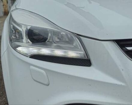 Белый Форд Куга, объемом двигателя 2 л и пробегом 135 тыс. км за 14500 $, фото 7 на Automoto.ua