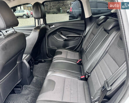 Белый Форд Куга, объемом двигателя 2 л и пробегом 120 тыс. км за 15500 $, фото 6 на Automoto.ua