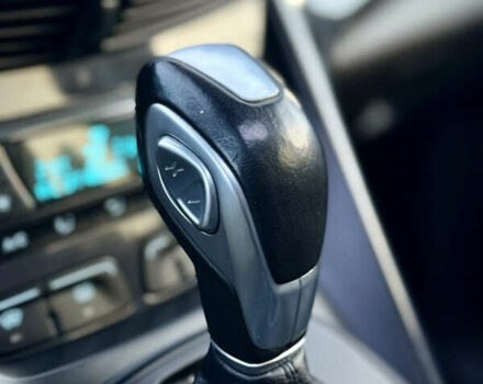 Білий Форд Куга, об'ємом двигуна 2 л та пробігом 205 тис. км за 16499 $, фото 45 на Automoto.ua