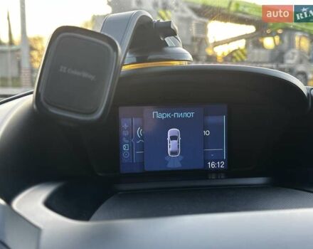 Білий Форд Куга, об'ємом двигуна 2 л та пробігом 170 тис. км за 13499 $, фото 25 на Automoto.ua