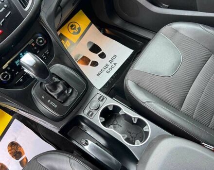 Белый Форд Куга, объемом двигателя 2 л и пробегом 228 тыс. км за 13800 $, фото 14 на Automoto.ua