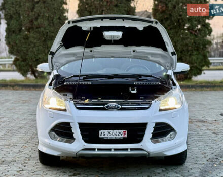 Білий Форд Куга, об'ємом двигуна 2 л та пробігом 205 тис. км за 16499 $, фото 77 на Automoto.ua