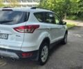 Белый Форд Куга, объемом двигателя 2 л и пробегом 170 тыс. км за 13900 $, фото 4 на Automoto.ua