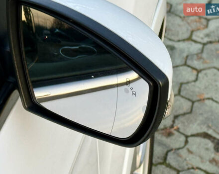 Білий Форд Куга, об'ємом двигуна 2 л та пробігом 205 тис. км за 16499 $, фото 30 на Automoto.ua