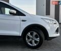 Білий Форд Куга, об'ємом двигуна 2 л та пробігом 170 тис. км за 13499 $, фото 12 на Automoto.ua