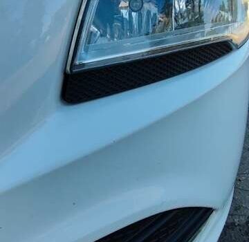 Белый Форд Куга, объемом двигателя 2 л и пробегом 203 тыс. км за 12300 $, фото 7 на Automoto.ua