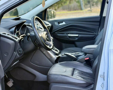 Білий Форд Куга, об'ємом двигуна 2 л та пробігом 205 тис. км за 16499 $, фото 35 на Automoto.ua