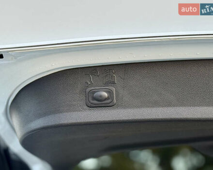 Білий Форд Куга, об'ємом двигуна 2 л та пробігом 205 тис. км за 16499 $, фото 76 на Automoto.ua