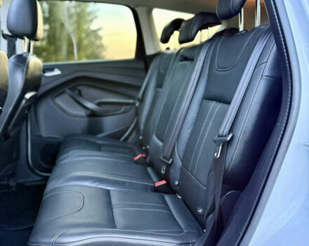 Білий Форд Куга, об'ємом двигуна 2 л та пробігом 205 тис. км за 16499 $, фото 70 на Automoto.ua