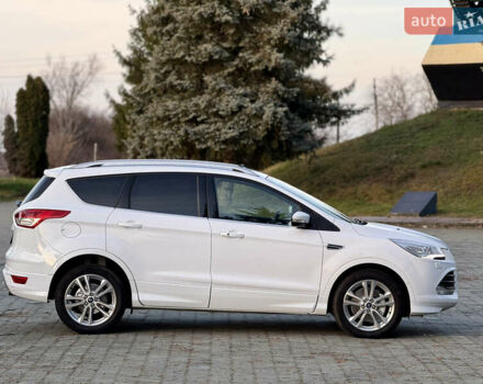 Білий Форд Куга, об'ємом двигуна 2 л та пробігом 205 тис. км за 16499 $, фото 3 на Automoto.ua