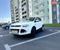Білий Форд Куга, об'ємом двигуна 2 л та пробігом 205 тис. км за 12300 $, фото 1 на Automoto.ua