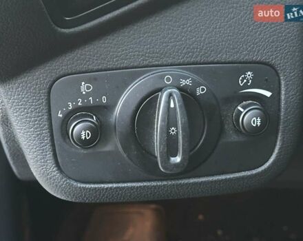 Білий Форд Куга, об'ємом двигуна 2 л та пробігом 170 тис. км за 13499 $, фото 18 на Automoto.ua