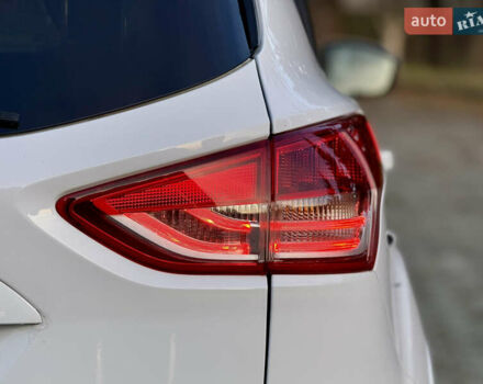 Білий Форд Куга, об'ємом двигуна 2 л та пробігом 205 тис. км за 16499 $, фото 25 на Automoto.ua
