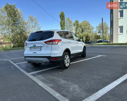 Білий Форд Куга, об'ємом двигуна 2 л та пробігом 205 тис. км за 12300 $, фото 3 на Automoto.ua