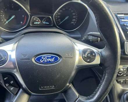 Белый Форд Куга, объемом двигателя 0 л и пробегом 230 тыс. км за 13500 $, фото 4 на Automoto.ua