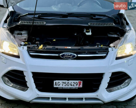 Білий Форд Куга, об'ємом двигуна 2 л та пробігом 205 тис. км за 16499 $, фото 66 на Automoto.ua