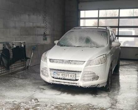 Белый Форд Куга, объемом двигателя 2 л и пробегом 220 тыс. км за 10500 $, фото 8 на Automoto.ua
