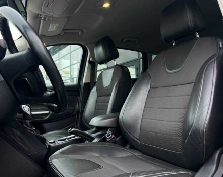 Белый Форд Куга, объемом двигателя 2 л и пробегом 228 тыс. км за 13800 $, фото 8 на Automoto.ua