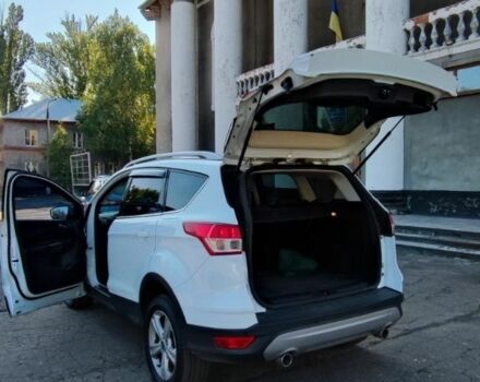 Белый Форд Куга, объемом двигателя 2 л и пробегом 203 тыс. км за 12300 $, фото 6 на Automoto.ua