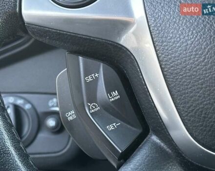 Білий Форд Куга, об'ємом двигуна 2 л та пробігом 170 тис. км за 13499 $, фото 19 на Automoto.ua