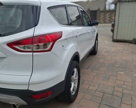 Білий Форд Куга, об'ємом двигуна 2 л та пробігом 183 тис. км за 13500 $, фото 22 на Automoto.ua