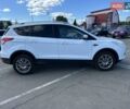 Білий Форд Куга, об'ємом двигуна 1.99 л та пробігом 188 тис. км за 14000 $, фото 6 на Automoto.ua