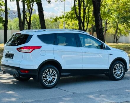 Белый Форд Куга, объемом двигателя 2 л и пробегом 97 тыс. км за 12950 $, фото 4 на Automoto.ua