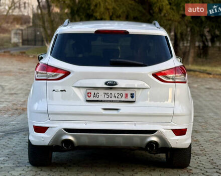 Білий Форд Куга, об'ємом двигуна 2 л та пробігом 205 тис. км за 16499 $, фото 7 на Automoto.ua