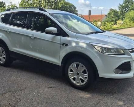Белый Форд Куга, объемом двигателя 2 л и пробегом 170 тыс. км за 13900 $, фото 3 на Automoto.ua