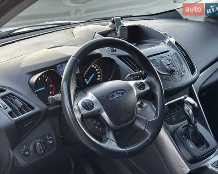 Білий Форд Куга, об'ємом двигуна 2 л та пробігом 170 тис. км за 13499 $, фото 16 на Automoto.ua