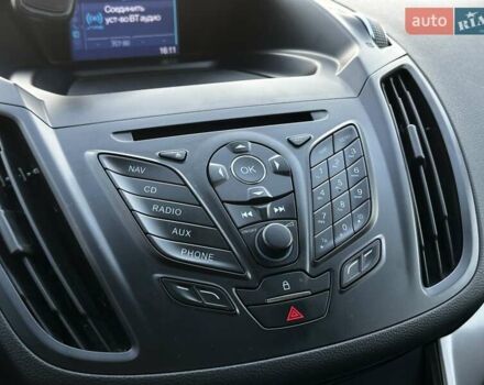 Білий Форд Куга, об'ємом двигуна 2 л та пробігом 170 тис. км за 13499 $, фото 23 на Automoto.ua