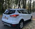 Форд Куга 2015 в Черновцах на Automoto.ua Белый Форд Куга, объемом двигателя 2 л и пробегом 186 тыс. км за 13900 $, фото 7 на Automoto.ua