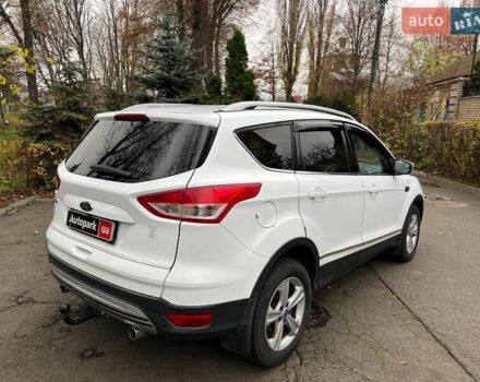 Белый Форд Куга, объемом двигателя 2 л и пробегом 211 тыс. км за 12990 $, фото 4 на Automoto.ua
