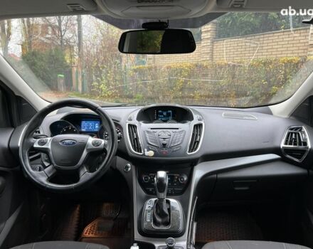 Белый Форд Куга, объемом двигателя 2 л и пробегом 211 тыс. км за 12990 $, фото 20 на Automoto.ua