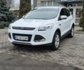 Білий Форд Куга, об'ємом двигуна 2 л та пробігом 125 тис. км за 16000 $, фото 1 на Automoto.ua