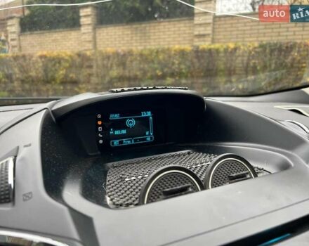 Белый Форд Куга, объемом двигателя 2 л и пробегом 211 тыс. км за 12990 $, фото 18 на Automoto.ua