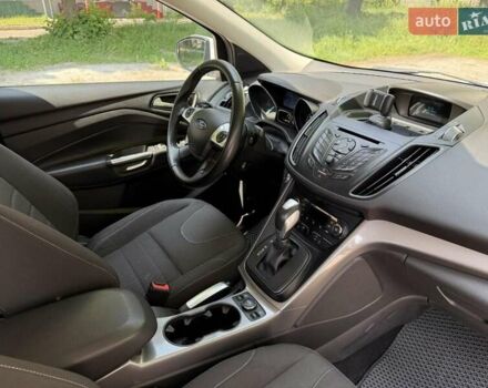 Белый Форд Куга, объемом двигателя 2 л и пробегом 130 тыс. км за 12990 $, фото 7 на Automoto.ua