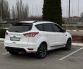 Белый Форд Куга, объемом двигателя 2 л и пробегом 223 тыс. км за 10999 $, фото 6 на Automoto.ua