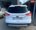 Белый Форд Куга, объемом двигателя 2 л и пробегом 245 тыс. км за 14200 $, фото 1 на Automoto.ua