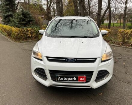 Белый Форд Куга, объемом двигателя 2 л и пробегом 211 тыс. км за 12990 $, фото 1 на Automoto.ua