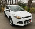 Белый Форд Куга, объемом двигателя 2 л и пробегом 211 тыс. км за 12990 $, фото 2 на Automoto.ua