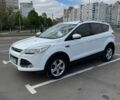 Белый Форд Куга, объемом двигателя 2 л и пробегом 186 тыс. км за 13000 $, фото 1 на Automoto.ua